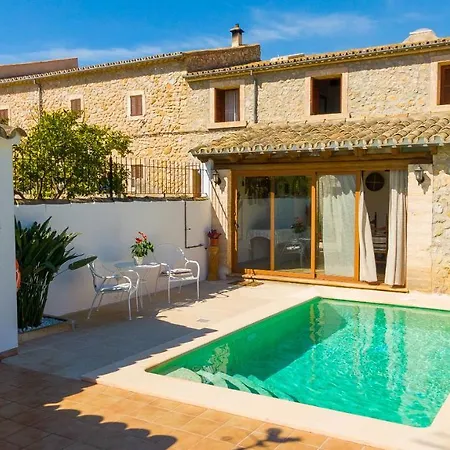 Holiday home Es Pujols