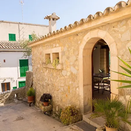 Holiday home Es Pujols